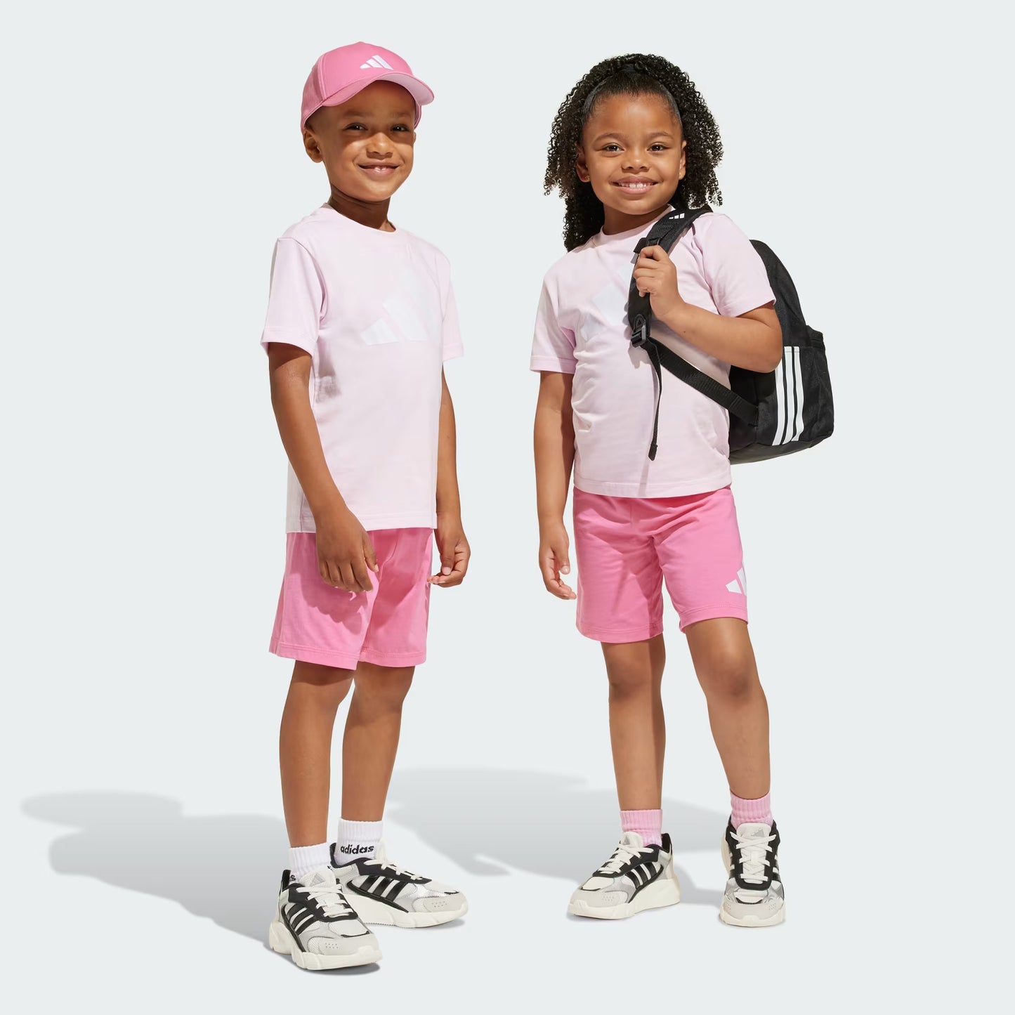 CONJUNTO ADIDAS ESSENTIALS ROSA COM BRANCO